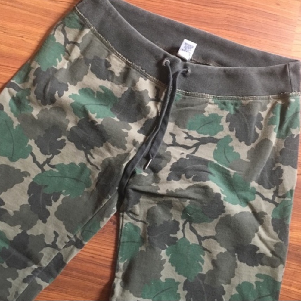 Lucky Brand Camo Leaf Sweatpants